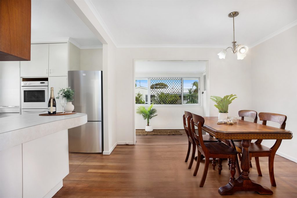 4 Kumala Street, Battery Hill QLD 4551 - photo 4