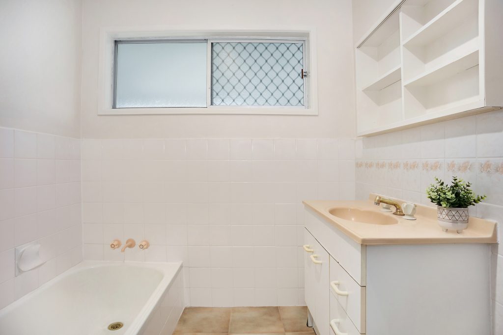 4 Kumala Street, Battery Hill QLD 4551 - photo 8