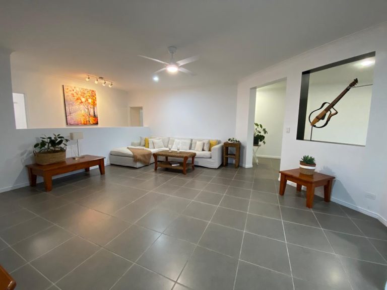 2 Gloria Close, Glass House Mountains QLD 4518 - photo 6