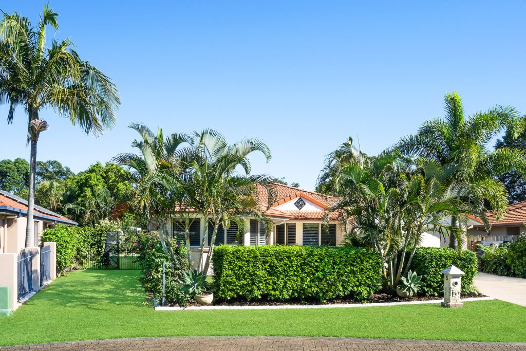 Sold - 5 Endeavour Crescent - New Property in Pelican Waters - Real Estate by Yolanda Williams