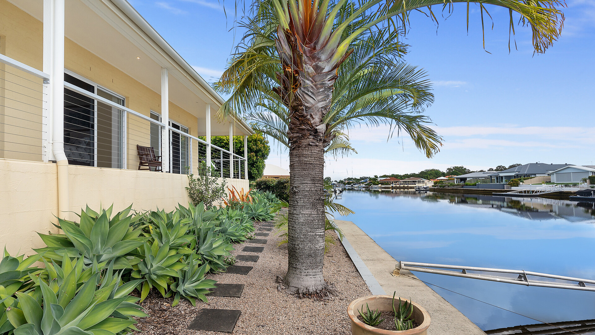 12 Tamala Court, Bongaree QLD 4507 - photo 4