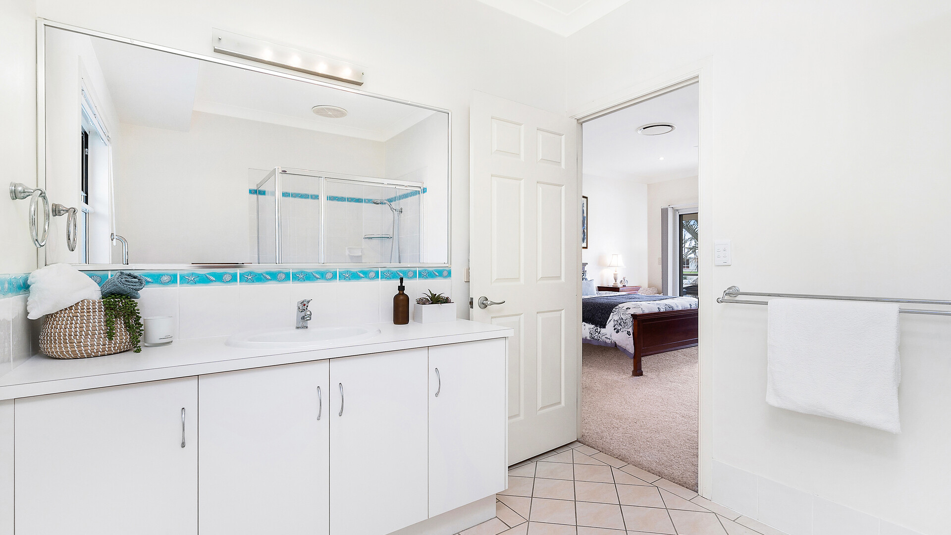 12 Tamala Court, Bongaree QLD 4507 - photo 10