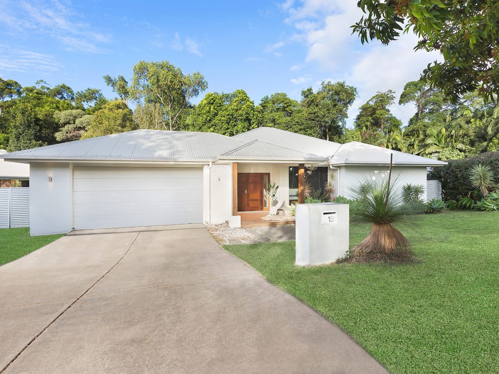15 Evergreen Avenue, Palmwoods QLD 4555 - photo 2