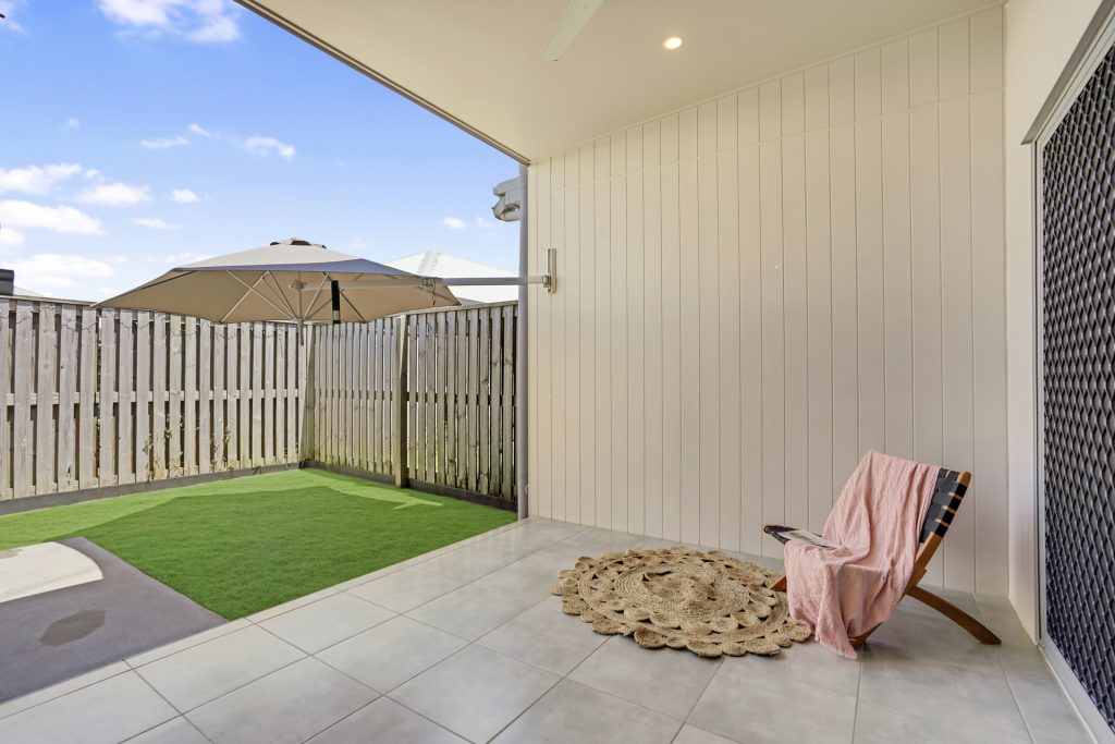 6 Marybell Drive, Baringa QLD 4551 - photo 2