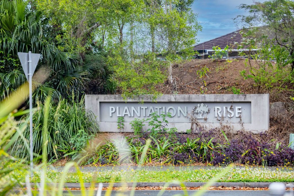 11 Andrews Close, Woombye QLD 4559 - photo 3