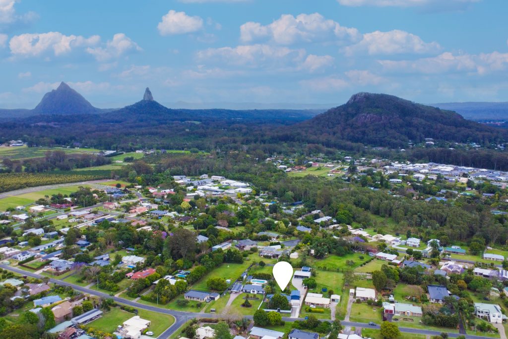 39 Parkview Road, Glass House Mountains QLD 4518 - photo 15