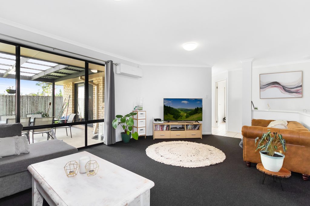 8 Tutt Court, Landsborough QLD 4550 - photo 4