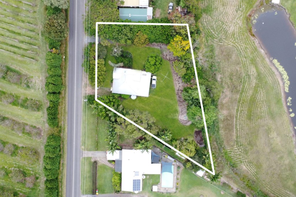 28 Barrs Road, Glass House Mountains QLD 4518 - photo 13