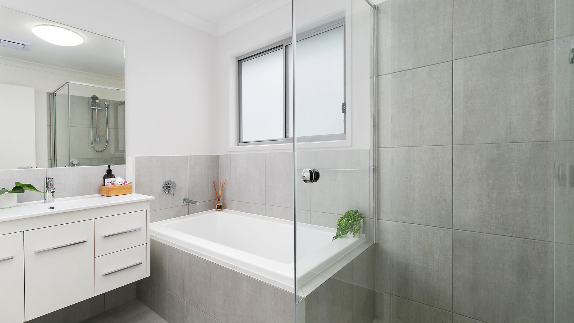 2/27 Ochre Crescent, Caloundra West QLD 4551 - photo 8