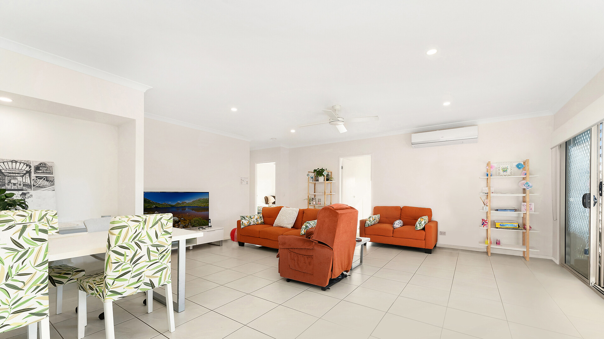 1/1 Steve Lane, Baringa QLD 4551 - photo 5