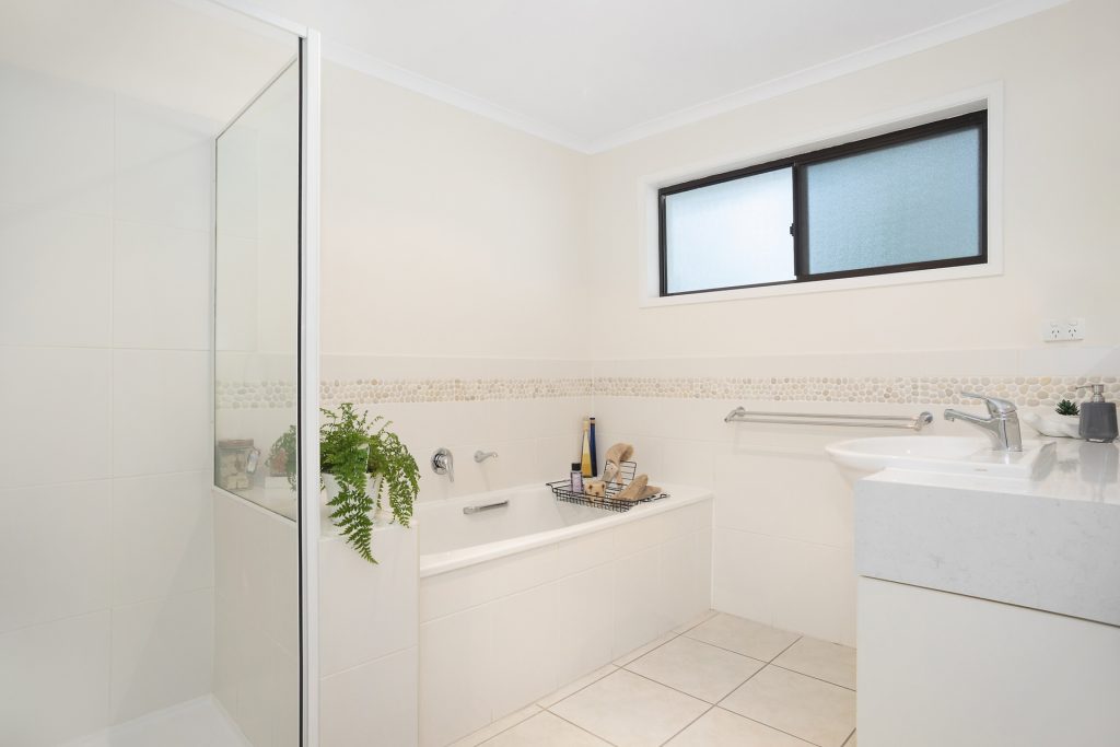 2 Clarkes Road, Beerwah QLD 4519 - photo 11