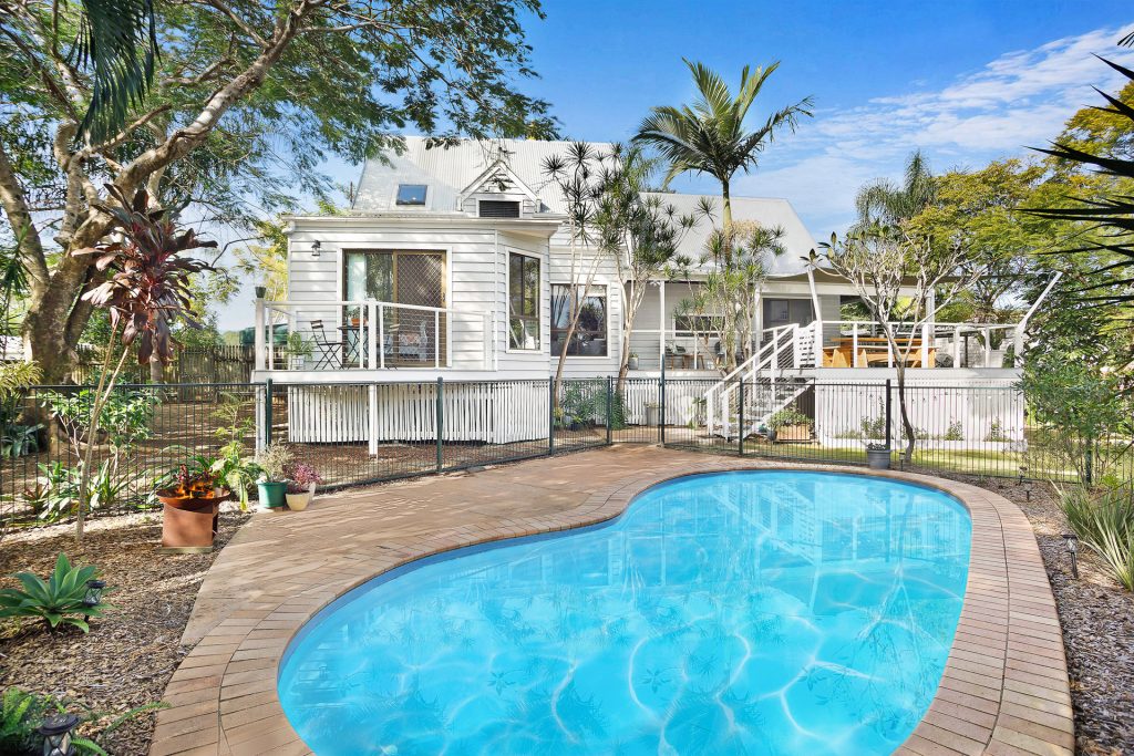 25 Crittenden Road, Glass House Mountains QLD 4518 - photo 2