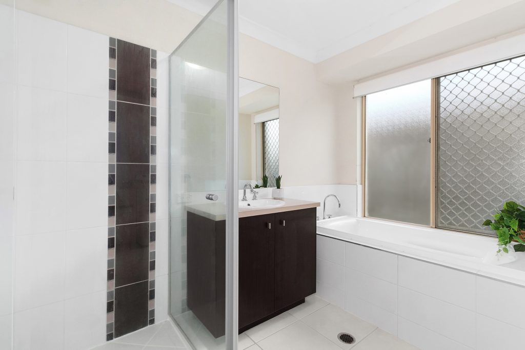 8 Silvereye Circuit, Beerwah QLD 4519 - photo 11