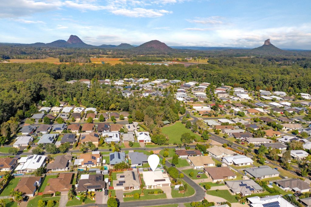 8 Silvereye Circuit, Beerwah QLD 4519 - photo 14