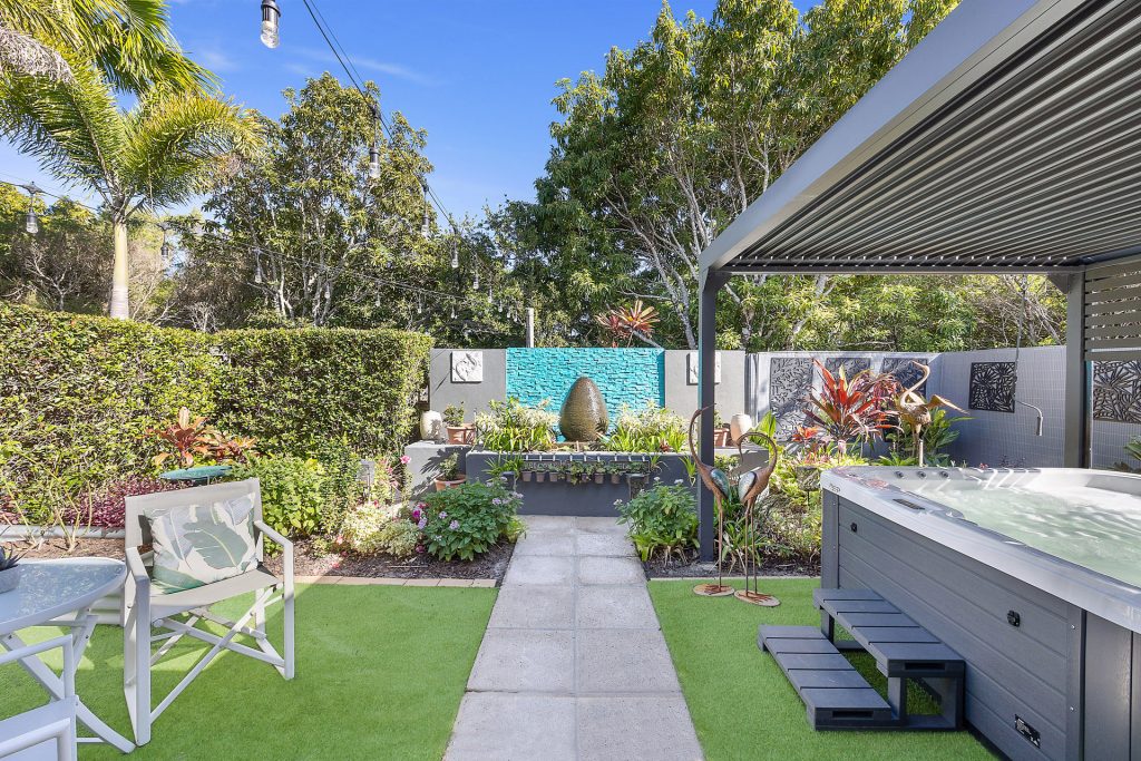 15 Maldives Place, Kawana Island QLD 4575 - McGrath Coast & Hinterland