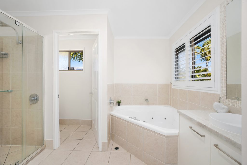 15 Maldives Place, Kawana Island QLD 4575 - photo 12
