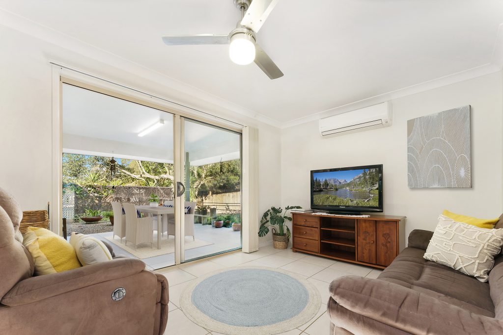 16 Elouera Close, Landsborough QLD 4550 - photo 5