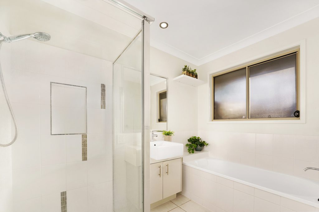 16 Elouera Close, Landsborough QLD 4550 - photo 10