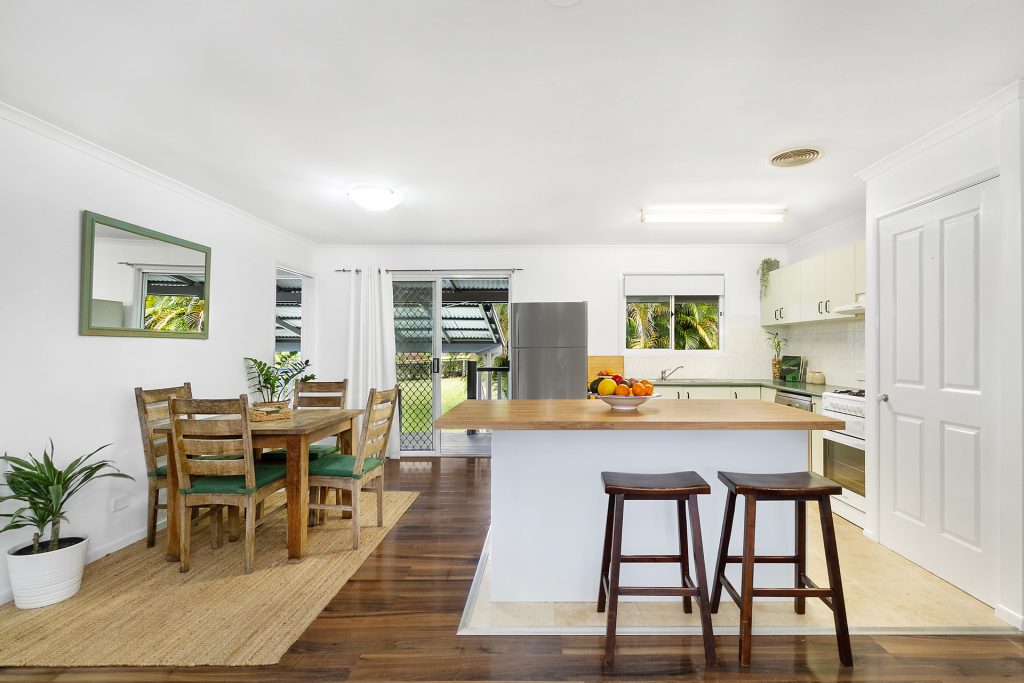 27 Shaws Road, Beerwah QLD 4519 - photo 4