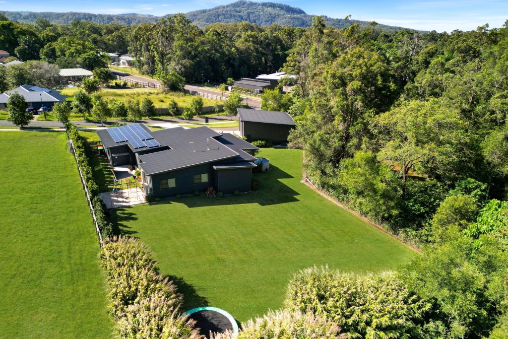 5 Evergreen Way, Beerwah QLD 4519 - photo 19