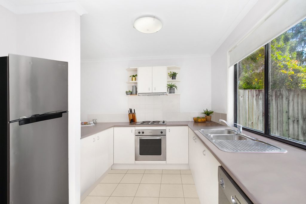 5/2a Swan Street, Beerwah QLD 4519 - photo 3