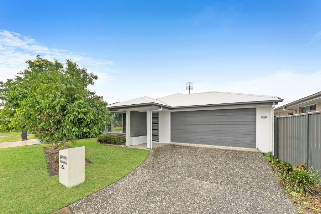 22 Apple Crescent, Caloundra West QLD 4551 - photo 6