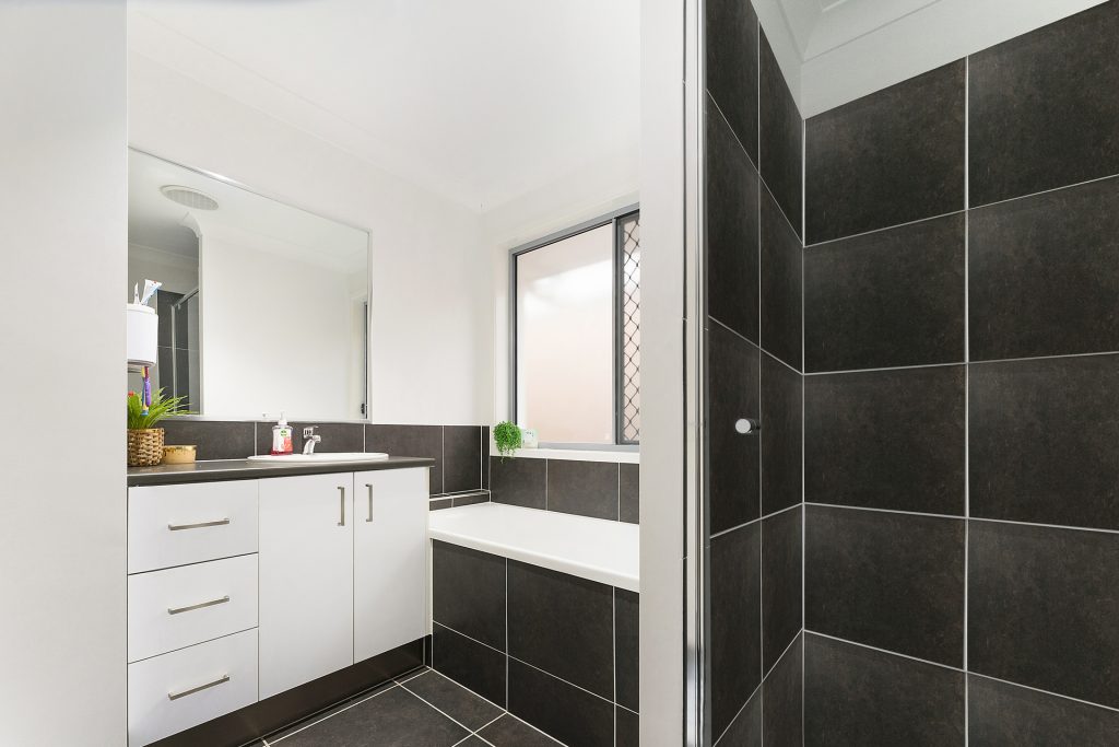 22 Apple Crescent, Caloundra West QLD 4551 - photo 7