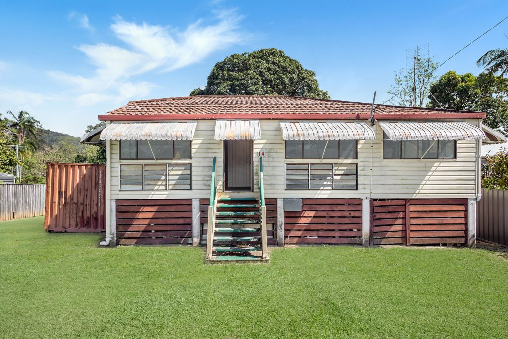 14 Coonowrin Road, Glass House Mountains QLD 4518 - photo 3