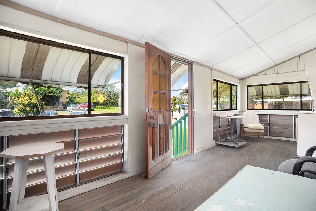 14 Coonowrin Road, Glass House Mountains QLD 4518 - photo 5