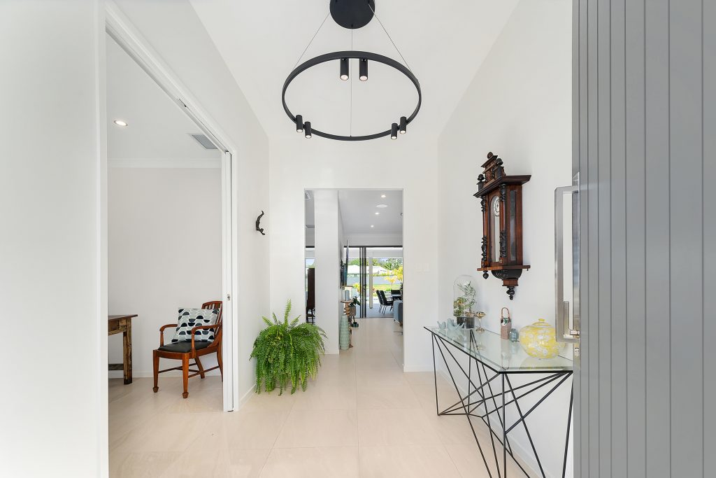 11 Kabiana Place, Glass House Mountains QLD 4518 - photo 4