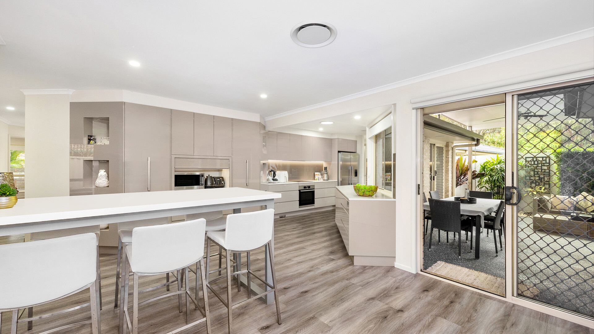 4 Karri Court, Mountain Creek QLD 4557 - photo 4