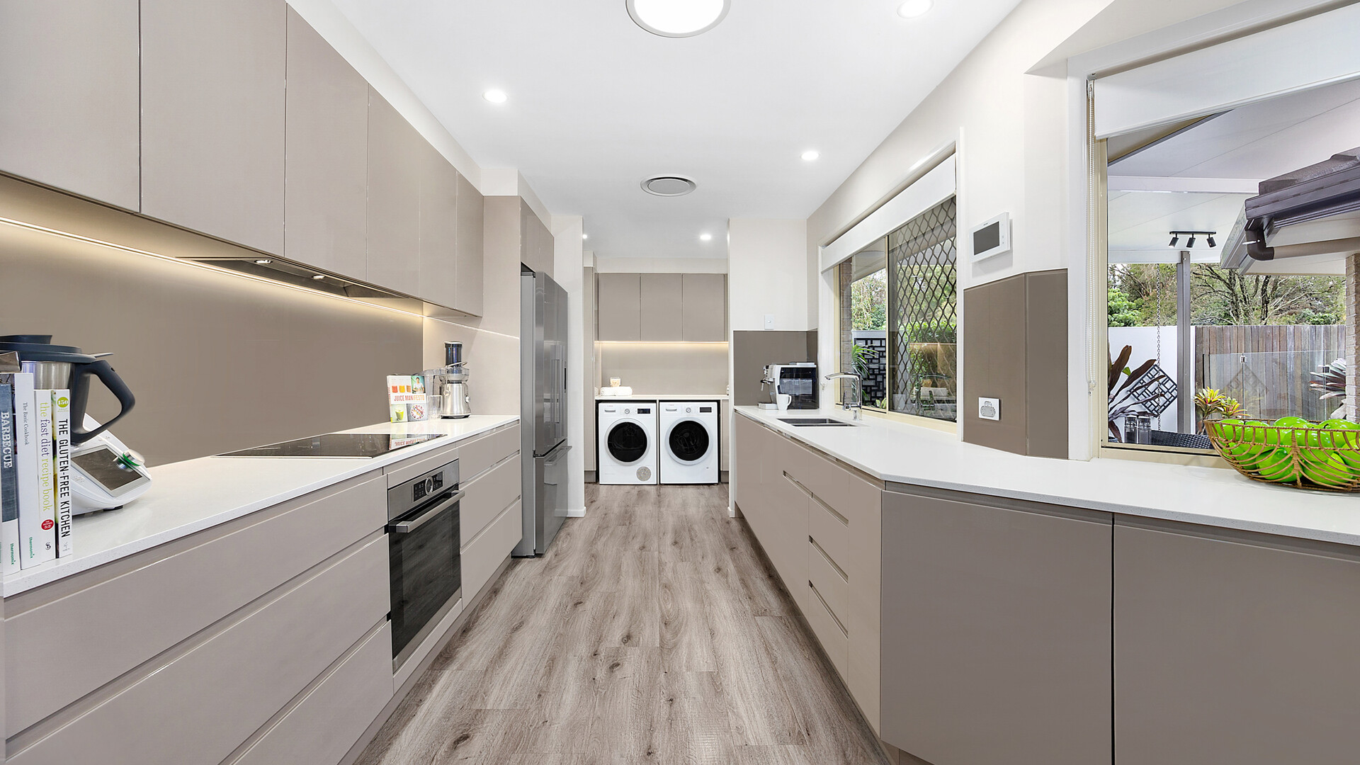 4 Karri Court, Mountain Creek QLD 4557 - photo 5