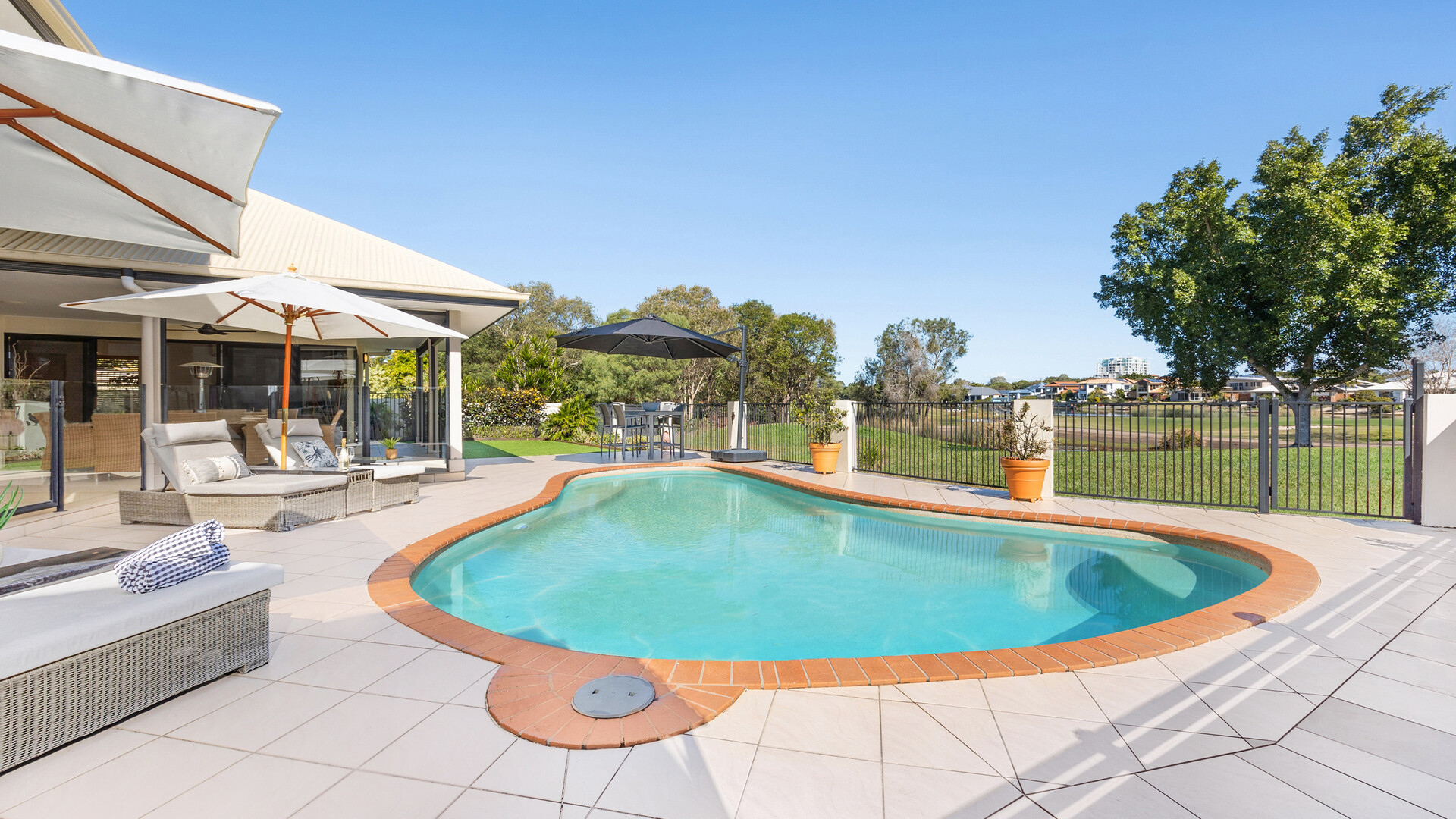 Sold - 6 Schnappering Close - New Property in Pelican Waters - Real Estate by Yolanda Williams