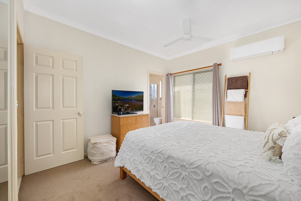 Sold - 6 Schnappering Close - New Property in Pelican Waters - Real Estate by Yolanda Williams