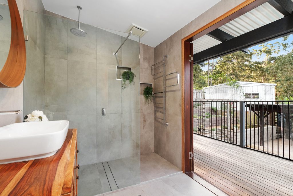 125 Old Maleny Road, Landsborough QLD 4550 - photo 11
