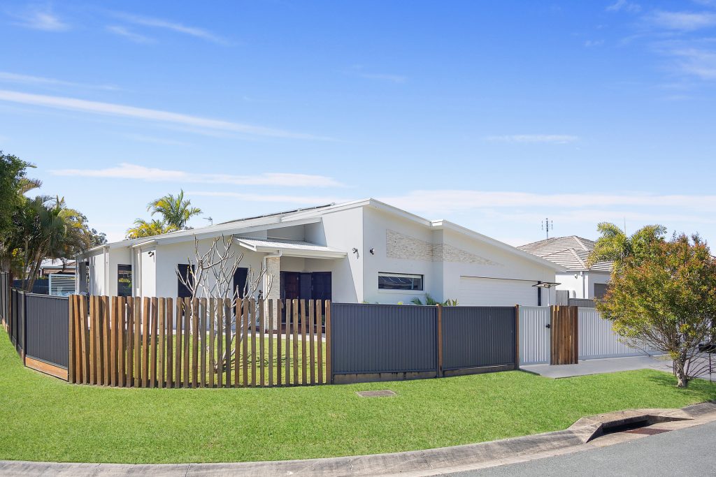 54 Kurrajong Crescent, Meridan Plains QLD 4551 - photo 11