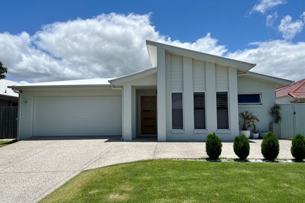 Sold - 35 Brampton Way - New Property in Meridan Plains - Real Estate by Nicki Colam