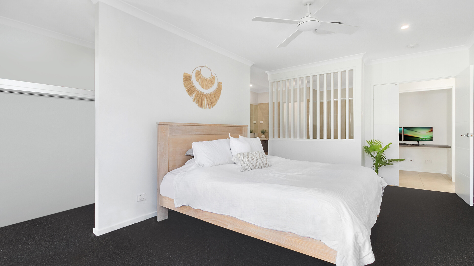 31 Banks Crescent, Baringa QLD 4551 - photo 6