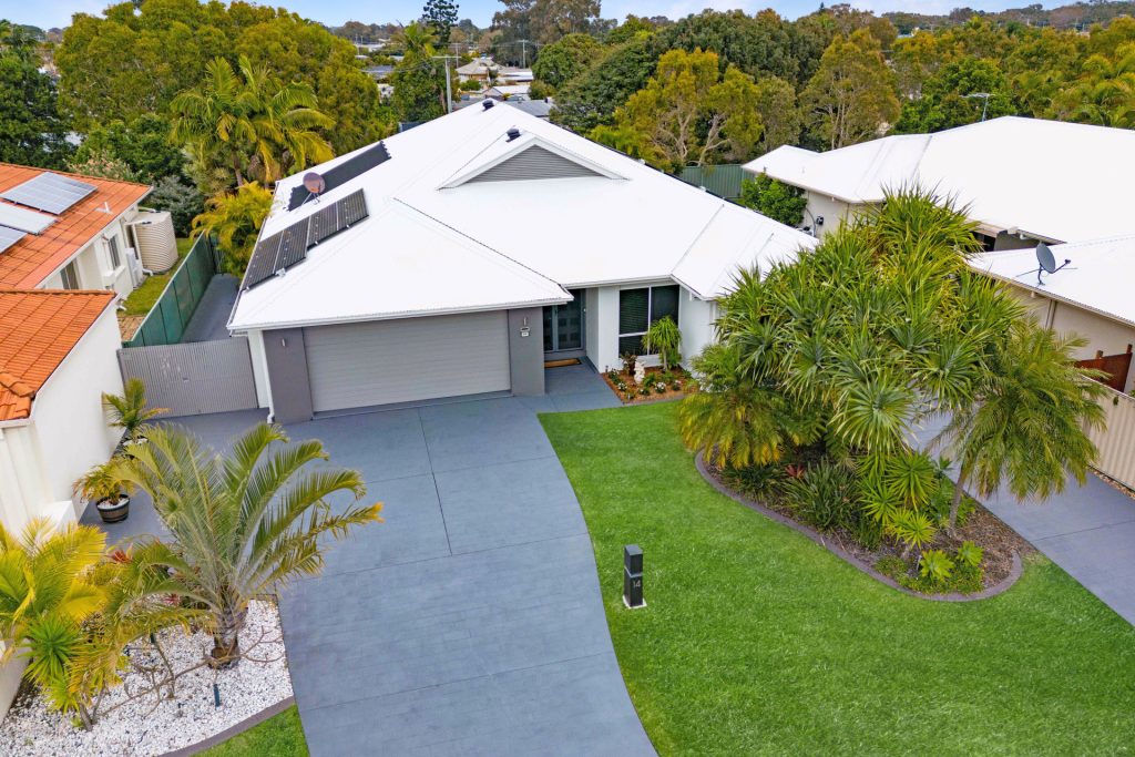 14 Whitehaven Place, Banksia Beach QLD 4507 - photo 15