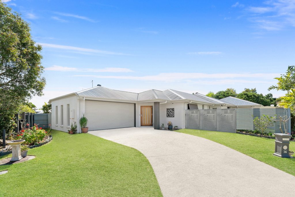 36 Pectoral Place, Banksia Beach QLD 4507 - photo 5