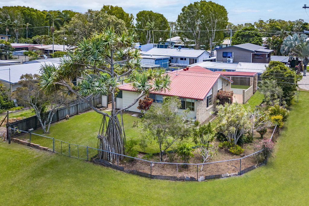 46 Ranald Avenue, Ningi QLD 4511 - photo 8