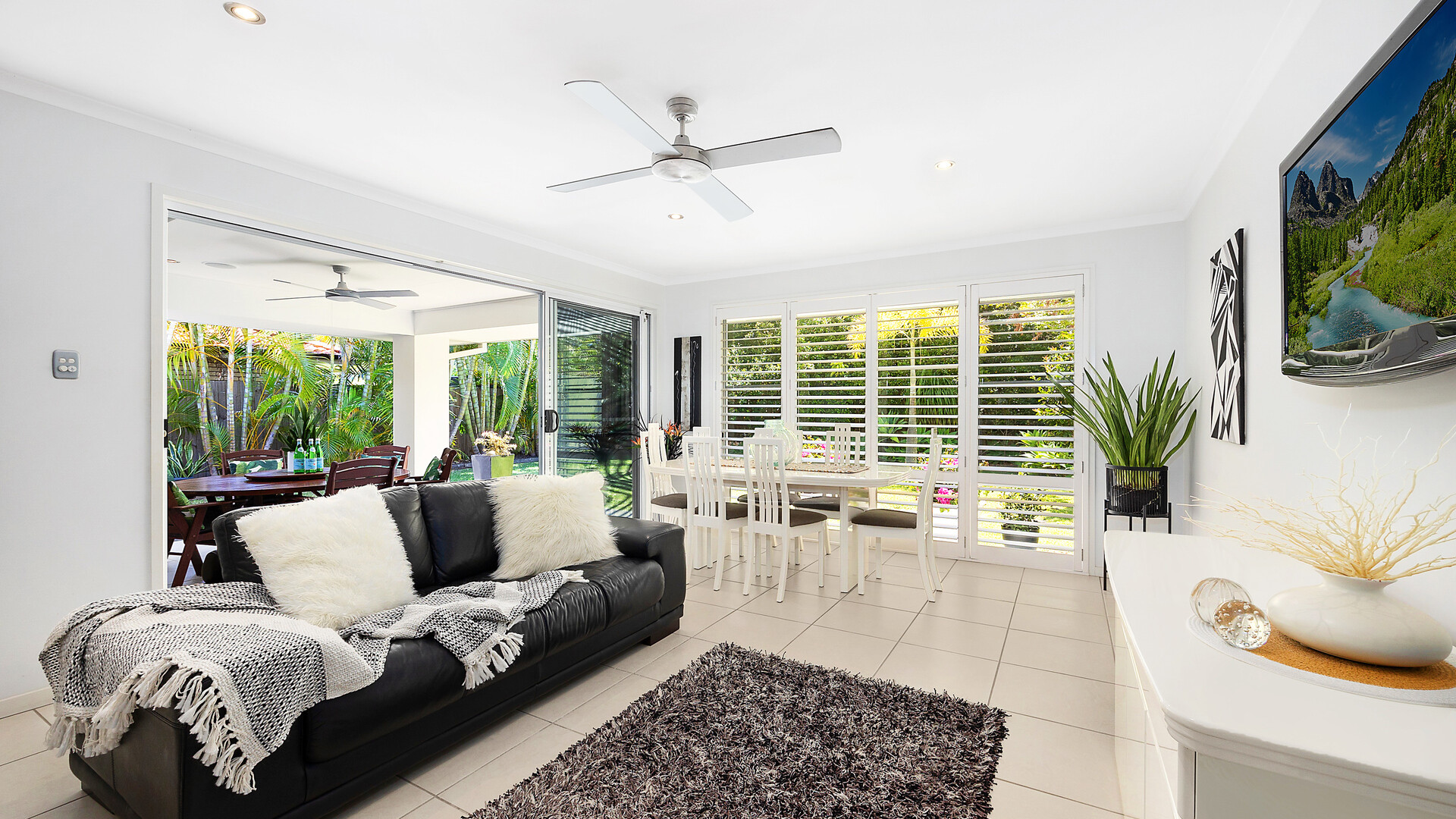 Sold - 28 Undanbi Place - New Property in Pelican Waters - Real Estate by Yolanda Williams