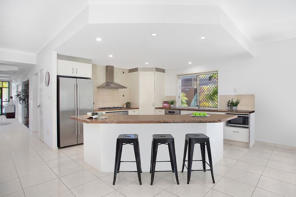 7 Komodo Court, Kawana Island QLD 4575 - photo 12