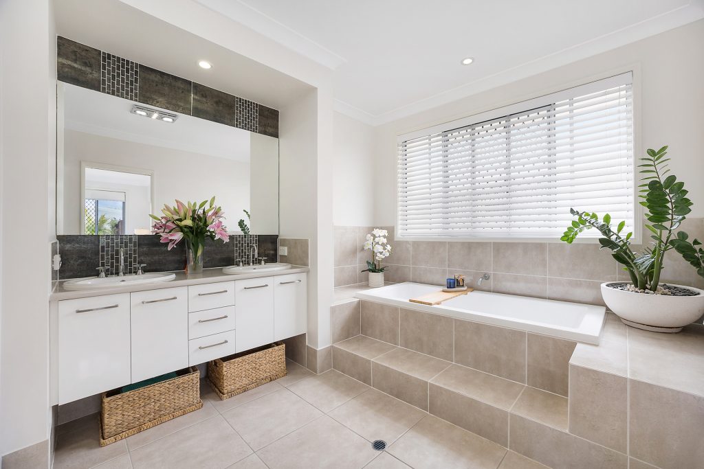 Sold - 11 Deep Water Circuit - New Property in Pelican Waters - Real Estate by Yolanda Williams