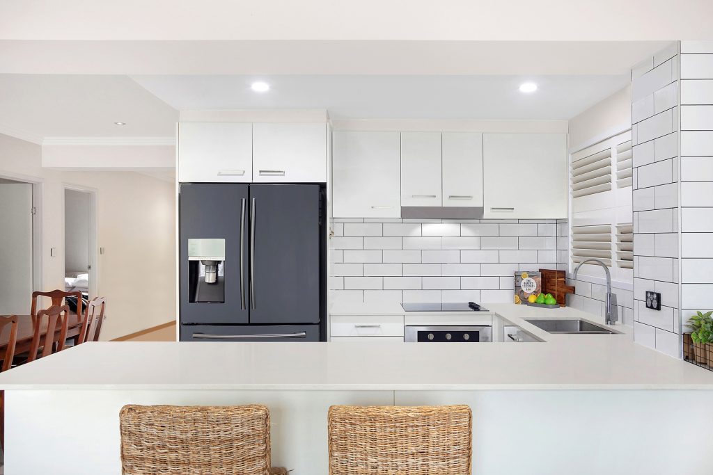 13 Teranna Street, Battery Hill QLD 4551 - photo 4
