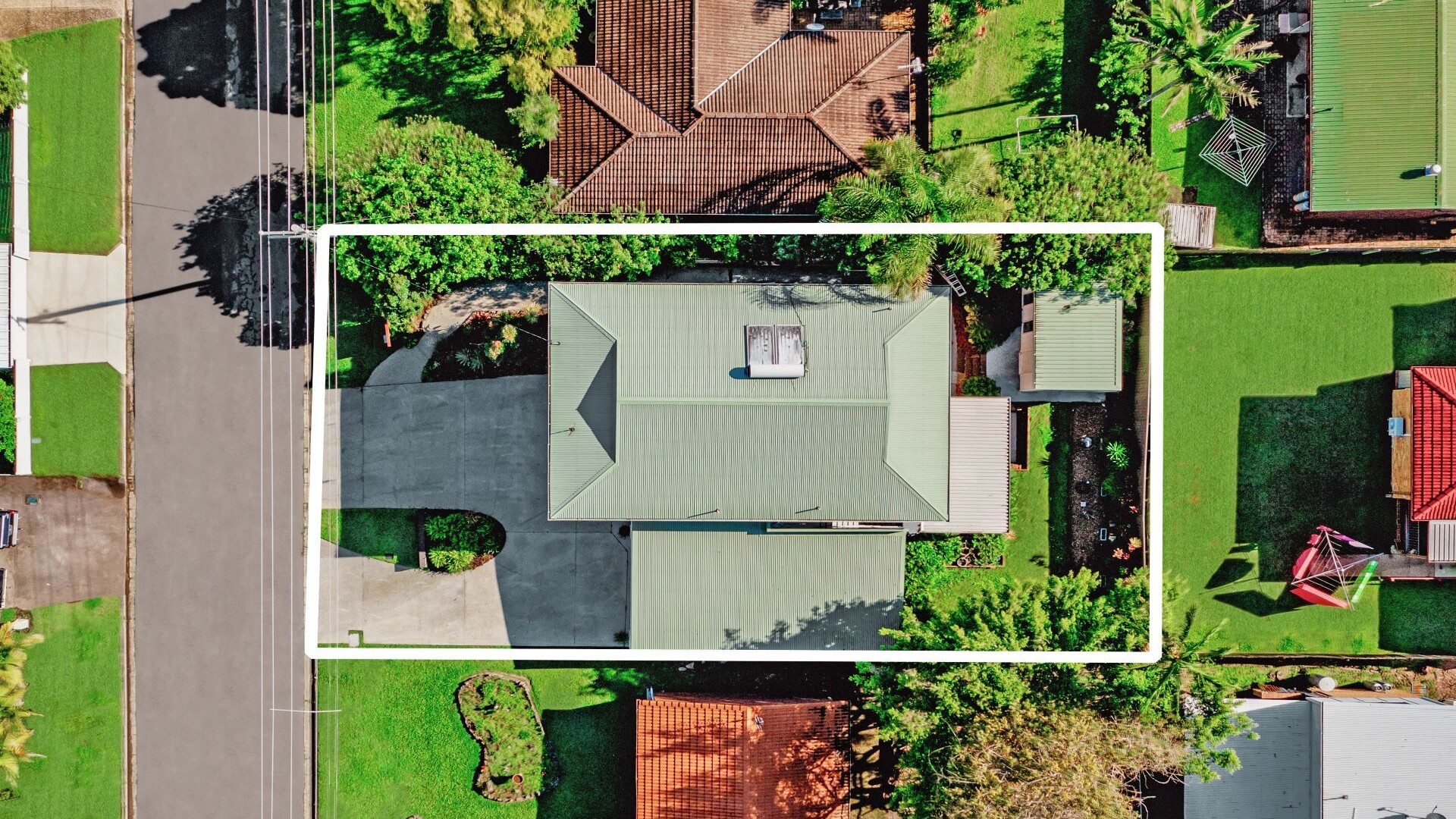 13 Teranna Street, Battery Hill QLD 4551 - photo 8