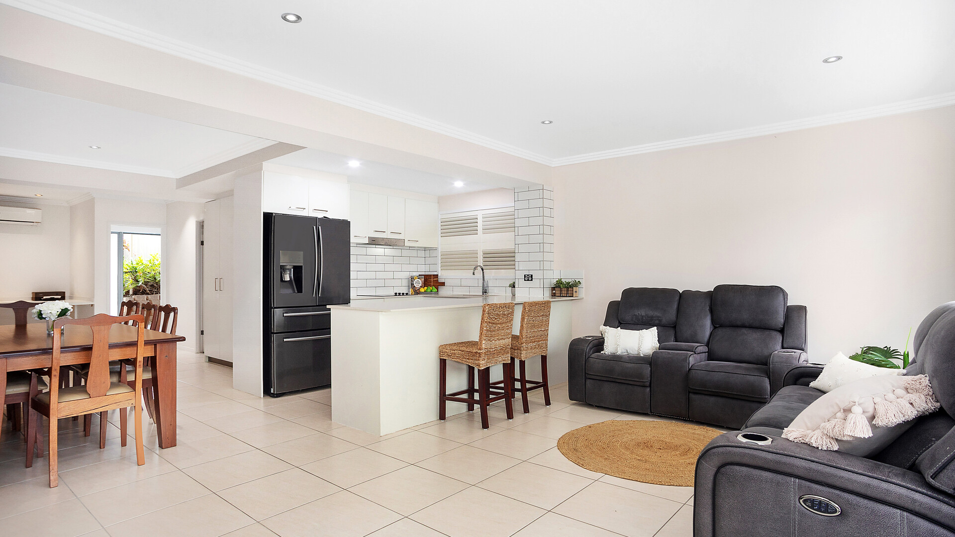 13 Teranna Street, Battery Hill QLD 4551 - photo 9