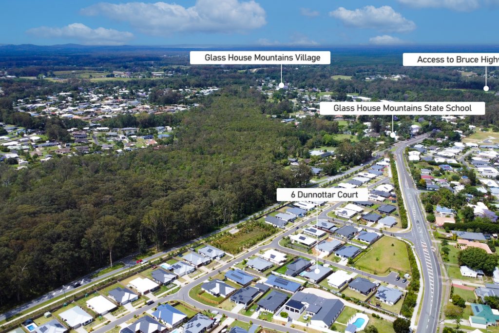 6 Dunnottar Court, Glass House Mountains QLD 4518 - photo 15