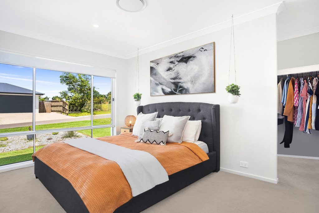 6 Dunnottar Court, Glass House Mountains QLD 4518 - photo 8