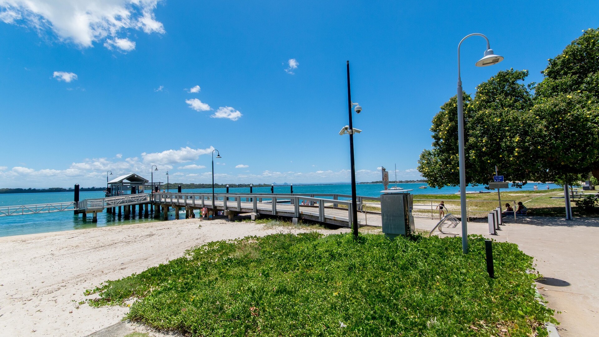 2/7 Hall Avenue, Bongaree QLD 4507 - photo 8